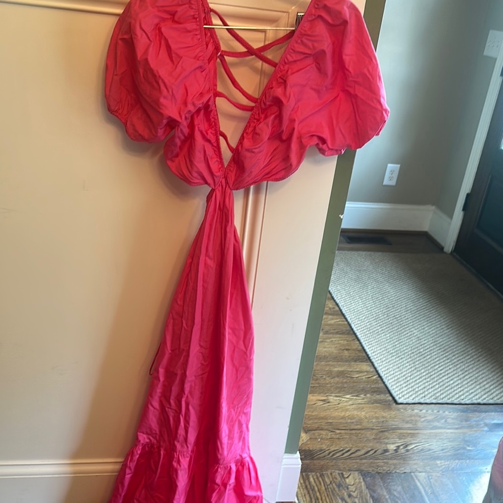 Vibrant Pink Maxi Dress with Puff Sleeve/ cut out middle / ZARA